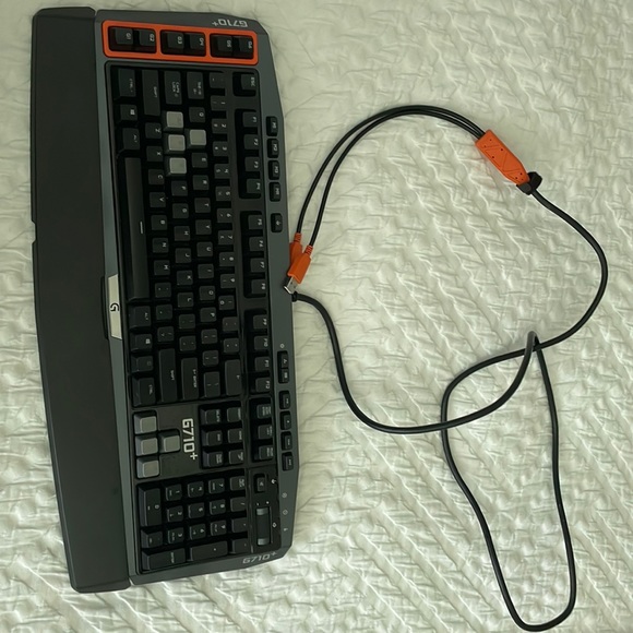 Logitech G7 10 plus mechanical keyboard